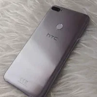 یک عدد گوشی موبایل ،اچ تی سی dizair+12