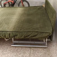 تختخواب طبی، دوچرخه، قفس