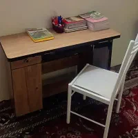 فروش فوری میز کامپیوتر به همراه صندلی
