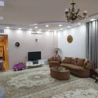 ویلاحیاط-بزرگ-سندتکبرگ-حسین-آبادجدید-کلیدنخورده