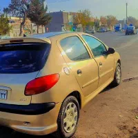 206تیپ دو مدل ۸۳|خودرو سواری و وانت|تربتحیدریه, فرمانداری|دیوار