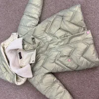 کا‌پشن دخترانه