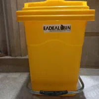 سطل زباله پدالی