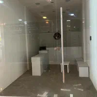 مغازه در مرکز تجاری کیش