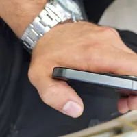 اپل iPhone 15 Pro Max با حافظهٔ ۲۵۶ گیگابایت|موبایل|کرج, درختی|دیوار