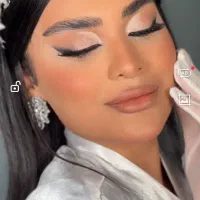 گریم صورت ۳۰۰ت با مژه