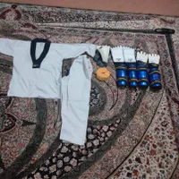 کلاه ، هوگو و لباس کامل تکواندو|تجهیزات ورزشی|مسجد سلیمان, |دیوار