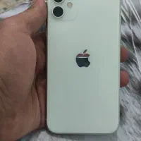 اپل iPhone 11 با حافظهٔ ۱۲۸ گیگابایت