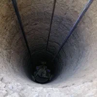 دستگاه چاه کن. حفر چاه فاضلاب با دستگاه حفاری|خدمات پیشه و مهارت|مشهد, امیریه|دیوار