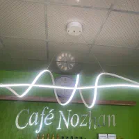 فروش ۴ عدد لوستر اویزی و ۱ عدد خطی