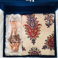 ست هدیه اداری گلدان الماس تراش 20 و رومیزی قلمکاری|صنایع دستی و سایر لوازم تزئینی|اصفهان, نقش جهان|دیوار