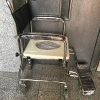 ویلچر حمام توالت ارتوپدی(یکتاتجهیز) آکبند