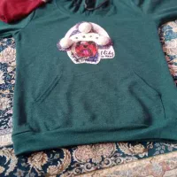 تعدادی هودی نوبه فروش میرسد|لباس|گرمدره, |دیوار