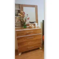 کنسول و میز آرایش
