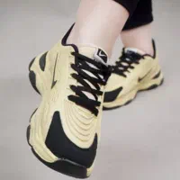 نیو نایک زنانه|کیف، کفش، کمربند|کاشان, فاز ۲ ناجی آباد|دیوار