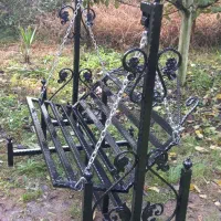 تاب ریلکسی فرفورژه|صندلی و نیمکت|رشت, حومه رشت|دیوار