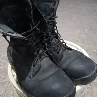 پوتین سرباز|کیف، کفش، کمربند|کرمان, |دیوار