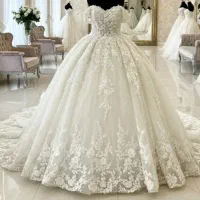 کرایه و فروش لباس عروس مناسب عقد فرمالیته