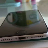 گوشی آیفون تمیز SE2020|موبایل|اصفهان, خانه اصفهان|دیوار