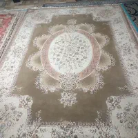تعدادی فرش 12متری باقیمت مناسب به فروش میرسد