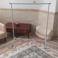 رگال(رخت آویز)