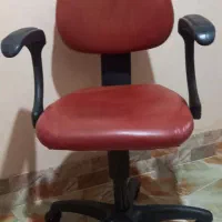 صندلی چرخ دار وگردان همراه بامیزکامپیوتر