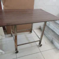 میزکار،میز آهنی.چارپایه