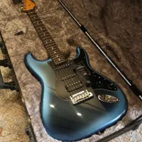 گیتار الکتریک Fender Dark knight|گیتار، بیس، امپلیفایر|تهران, درختی|دیوار
