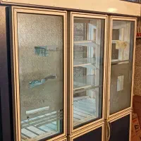 یخچال دو طرف شیشه ای استند سیگار و قفسه مشبک|فروشگاه و مغازه|کرج, شاهین‌ویلا|دیوار