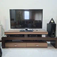 تلویزیون LG اصلی ۴۶ اینچ به همراه میز TV