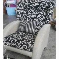 مبل کویین تکی