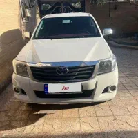 تویوتا هایلوکس