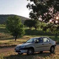 اتومبیل بین شهری کرایه ای، با راننده