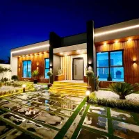 ویلا-نقلی-نما-مدرن-تاپ-لوکیشن