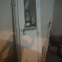دو عدد درب دیویس بهداشتی آلمینیوم ویک روشویی