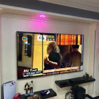 ال ای دی 85 سامسونگ ضربه خورده CU8000