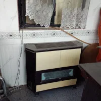 دوعددبخاری و تعدادی جامیوه ای فرفوژه|بخاری، هیتر، شومینه|قرچک, صالح آباد|دیوار