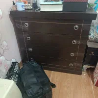 کمد لباس و لوازم آرایش