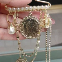 سنجاق سینه های زیبا و ترند