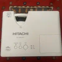 ویدیوپرژکتور Hitachi بسیار تمیز و کم کارکرد