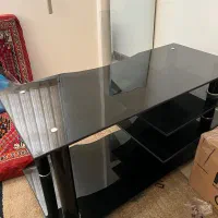 میز تلوزیون شیشه ای