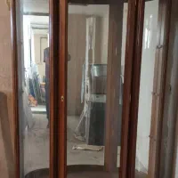 ویترین آیینه ای در حد نو