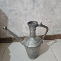 آفتابه مسی|کلکسیون اشیاء عتیقه|شیراز, فرهنگ شهر|دیوار