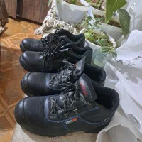 کفش‌کار‌نوسایز۴۳‌و۴۲|کیف، کفش، کمربند|شیروان (لرستان), |دیوار