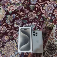 اپل iPhone 15 Pro Max با حافظهٔ ۵۱۲ گیگابایت