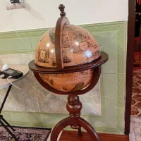 تلفن بسبک کره جغرافیایی|میز تلفن|شهرکرد, |دیوار