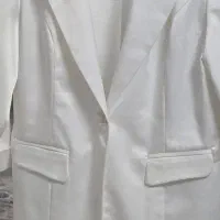 کت سفید سایز ۴۴ در حد نو