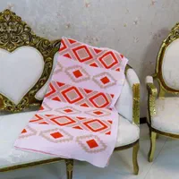 شال مبل سایز بزرگ خوشخواب|مبلمان خانگی و میز عسلی|اصفهان, باغ زرشک|دیوار