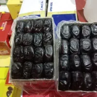 فروش خرما میانگین 7 کیلو و 7.5 کیلو|عمده‌فروشی|نرماشیر, |دیوار