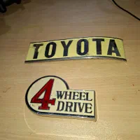 تویوتا لندکروز